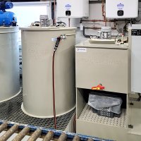 Réacteur d'une station SW100 pour traiter les eaux de colles